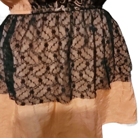 Ya Los Angeles Lace Top Size M - Picture 4 of 4